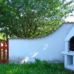 Gaestehaus Roensch Apartamento