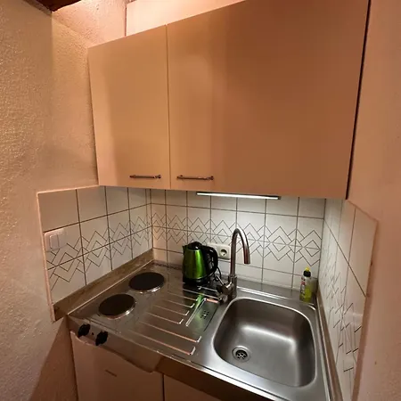 Gaestehaus Roensch Apartment *